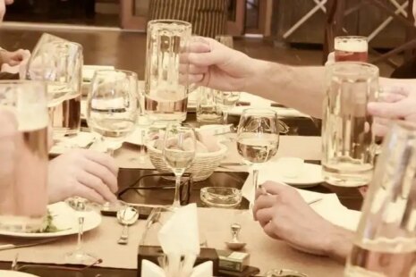 Чому в ресторанах ніколи не подають суп із сочевиці? Шефи розкрили правду. 3bc06c70a3db53f91c0d7f1f654942c3